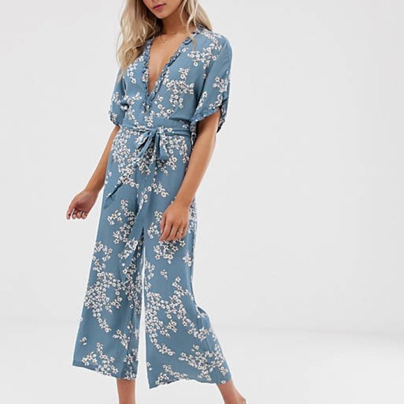 NWT Faithfull the Brand Blue Floral V Neck Ruffle Jumpsuit - Picture 1 of 13